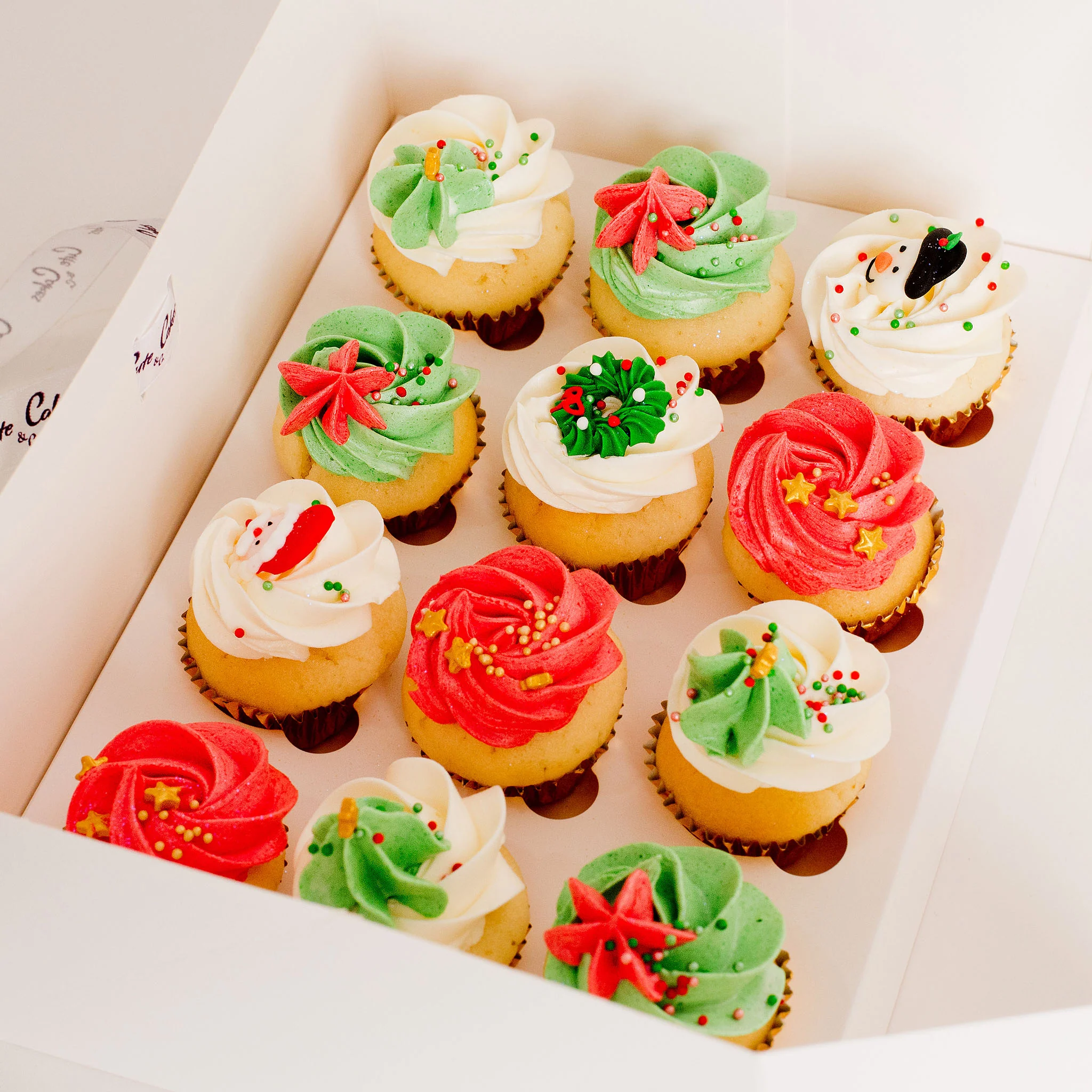 Mini Christmas Cupcakes - Image 5